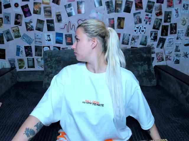 Ulya11Cutex webcam
