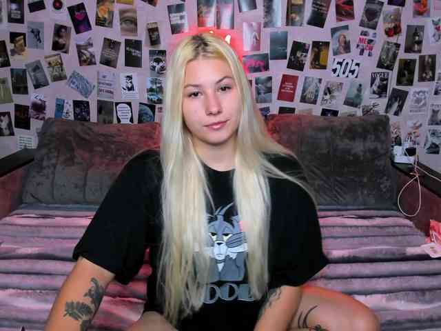 Ulya11Cutex webcam