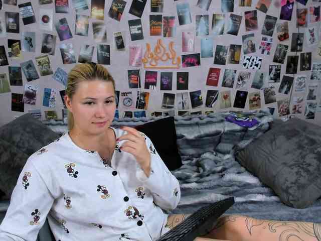 Ulya11Cutex webcam