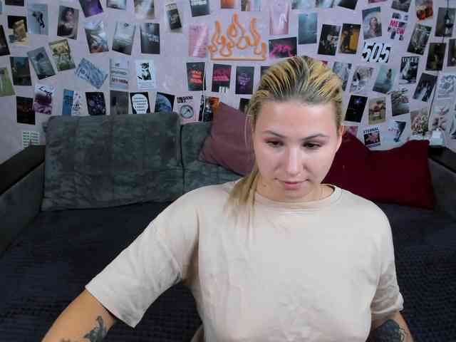 Ulya11Cutex webcam