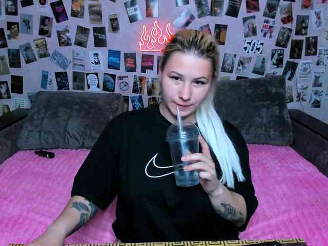 Ulya11Cutex webcam