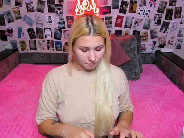 Ulya11Cutex webcam