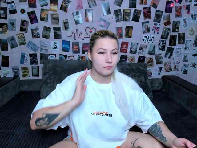 Ulya11Cutex webcam