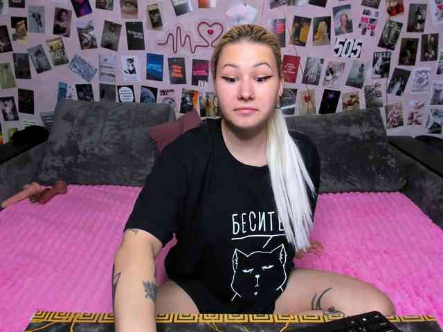 Ulya11Cutex webcam