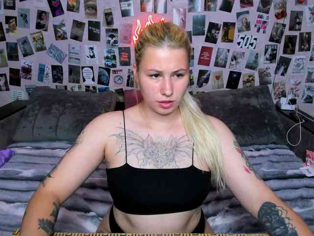 Ulya11Cutex webcam