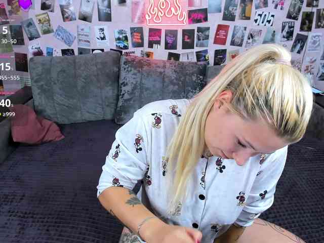 Ulya11Cutex webcam