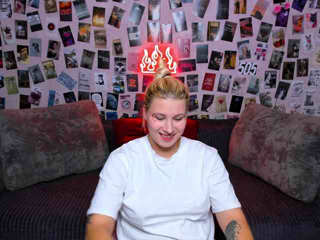 Ulya11Cutex webcam