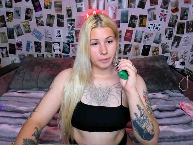 Ulya11Cutex webcam