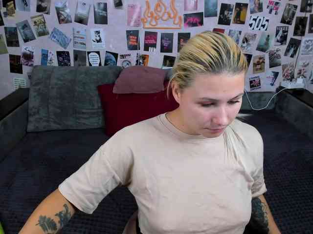 Ulya11Cutex webcam