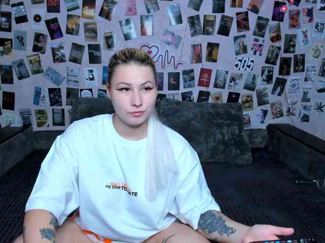 Ulya11Cutex webcam