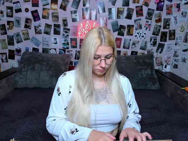 Ulya11Cutex webcam