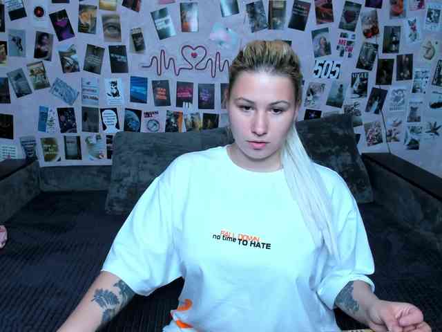 Ulya11Cutex webcam