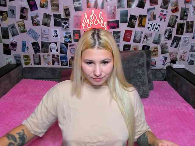 Ulya11Cutex webcam