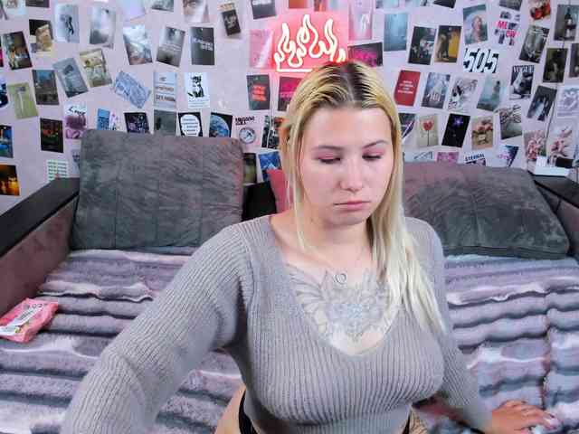 Ulya11Cutex webcam