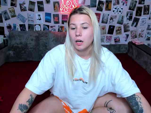 Ulya11Cutex webcam