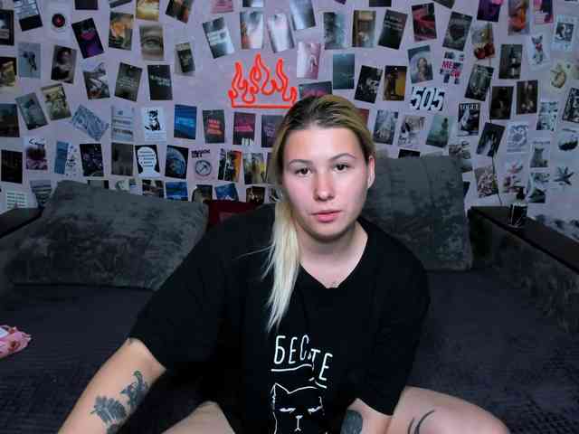 Ulya11Cutex webcam
