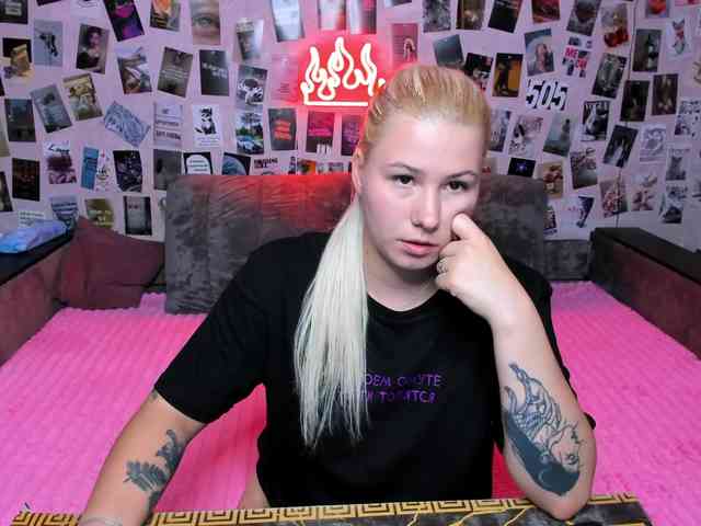 Ulya11Cutex webcam
