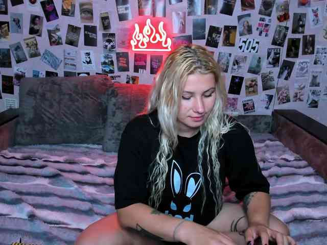Ulya11Cutex webcam