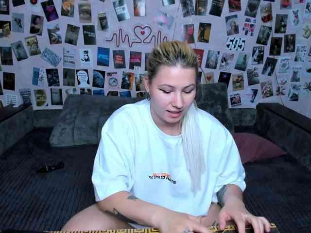 Ulya11Cutex webcam