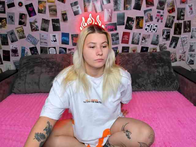 Ulya11Cutex webcam