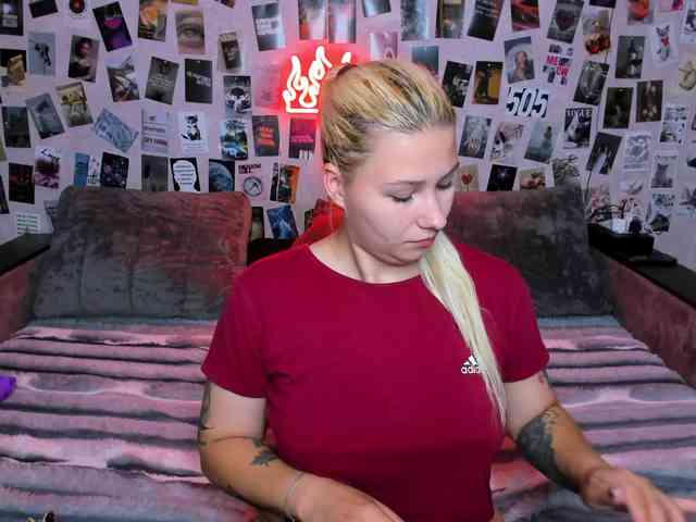 Ulya11Cutex webcam
