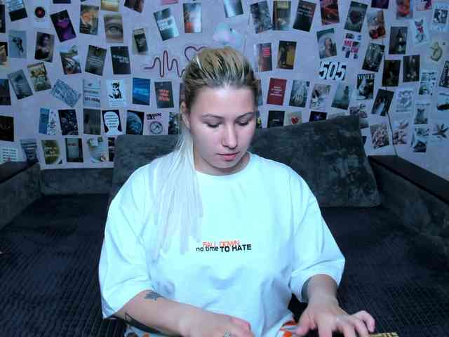 Ulya11Cutex webcam