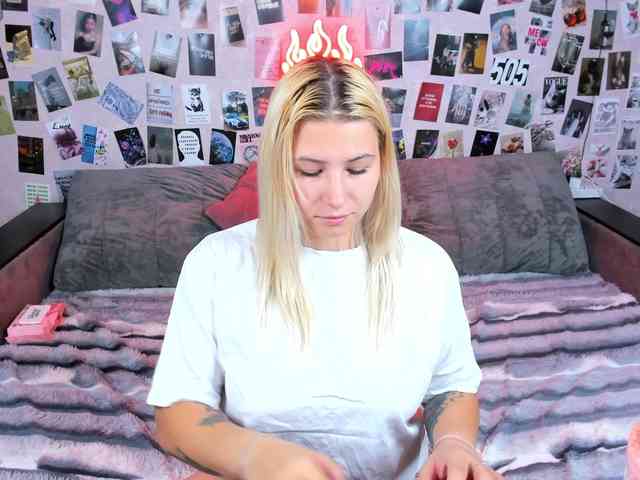 Ulya11Cutex webcam