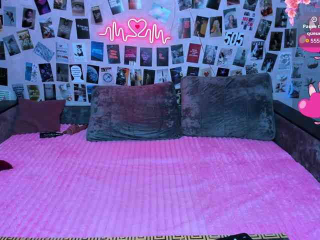 Ulya11Cutex Live Webcam on BongaCams