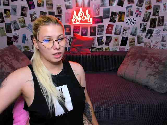 Ulya11Cutex webcam