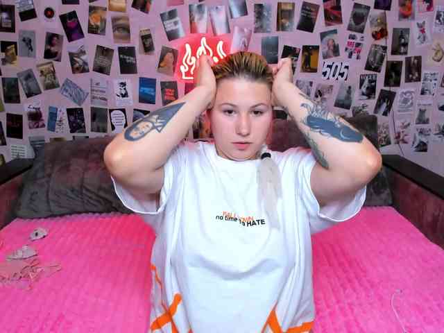 Ulya11Cutex webcam