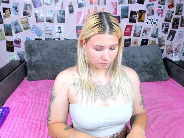 Ulya11Cutex webcam