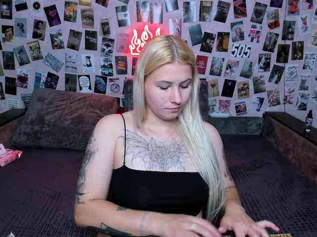Ulya11Cutex webcam