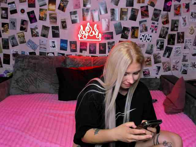 Ulya11Cutex webcam