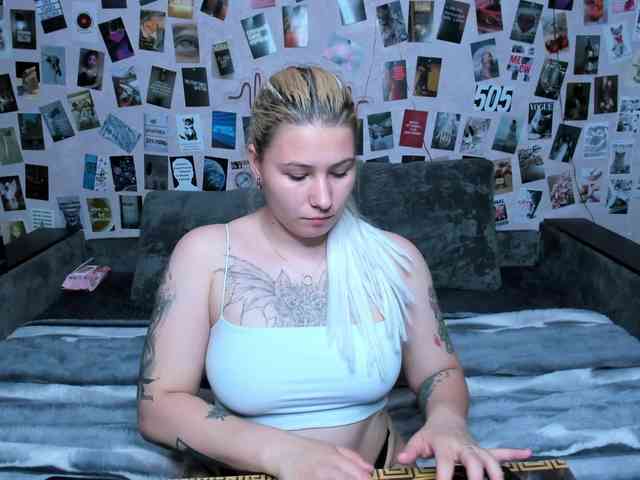 Ulya11Cutex webcam