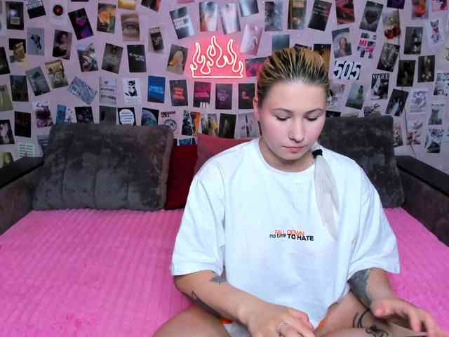 Ulya11Cutex webcam