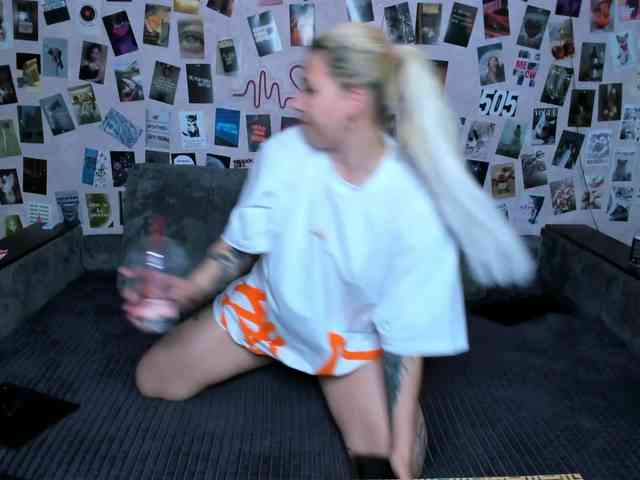 Ulya11Cutex webcam