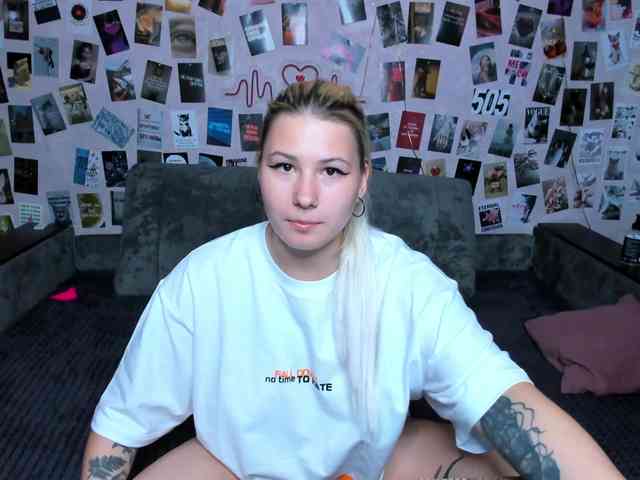 Ulya11Cutex webcam