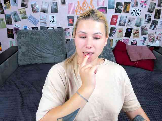 Ulya11Cutex webcam