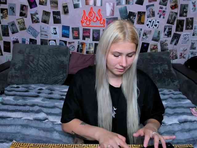 Ulya11Cutex webcam