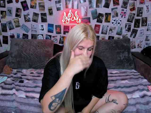 Ulya11Cutex