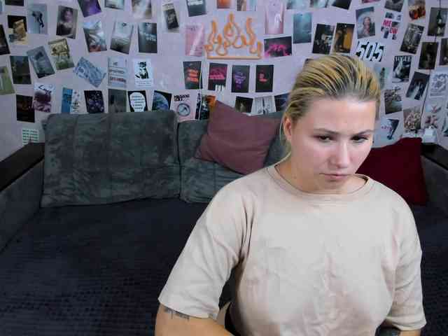Ulya11Cutex webcam