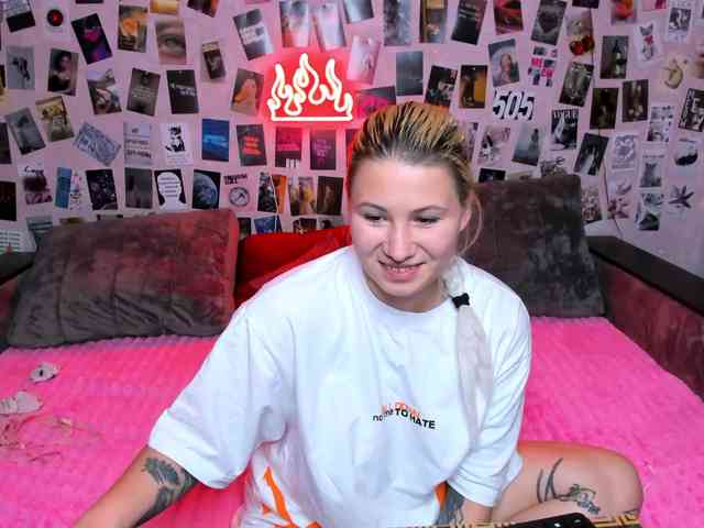 Ulya11Cutex webcam