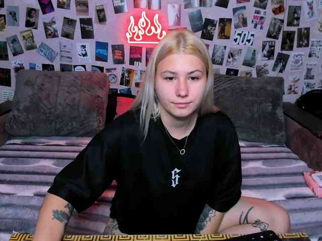 Ulya11Cutex webcam