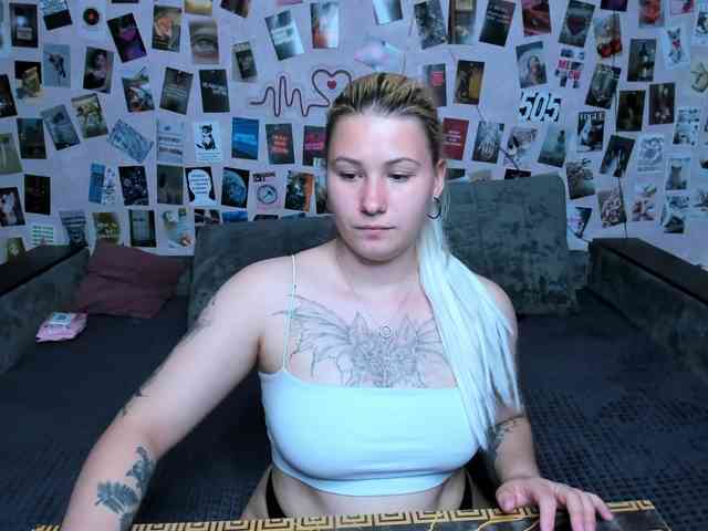 Ulya11Cutex webcam