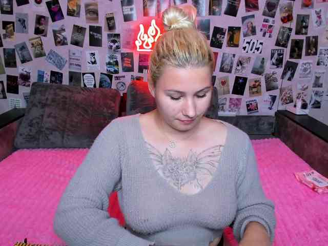 Ulya11Cutex webcam