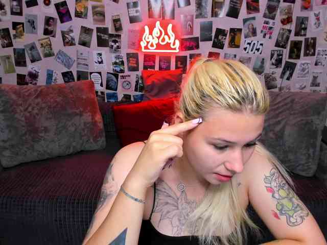 Ulya11Cutex webcam