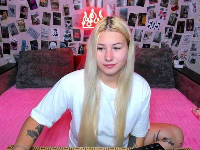 Ulya11Cutex webcam