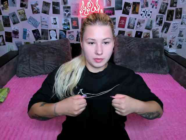 Ulya11Cutex webcam