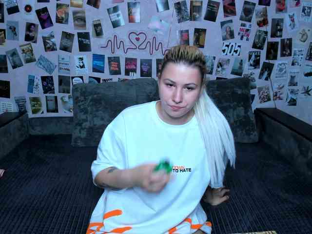Ulya11Cutex webcam