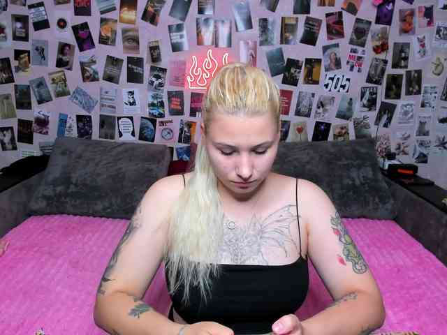 Ulya11Cutex webcam